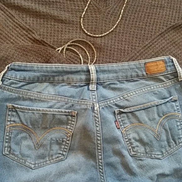 💙 Levi Strauss Light Wash Jeans Stretch size 28 - Picture 7 of 8